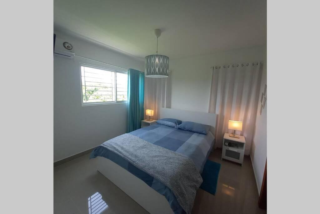 Confortable Apartamento De 3 Tres Habitaciones, Con Hermosa Vista De Area Verde, Ademas De Piscinas Y Juegos Infantiles En Area Recreativa Santiago De Los Caballeros Luaran gambar