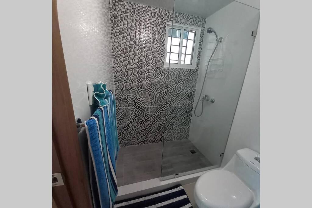 Confortable Apartamento De 3 Tres Habitaciones, Con Hermosa Vista De Area Verde, Ademas De Piscinas Y Juegos Infantiles En Area Recreativa Santiago De Los Caballeros Luaran gambar