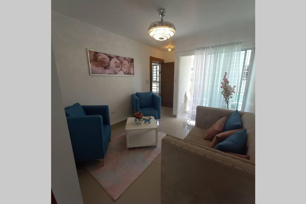 Confortable Apartamento De 3 Tres Habitaciones, Con Hermosa Vista De Area Verde, Ademas De Piscinas Y Juegos Infantiles En Area Recreativa Santiago De Los Caballeros Luaran gambar