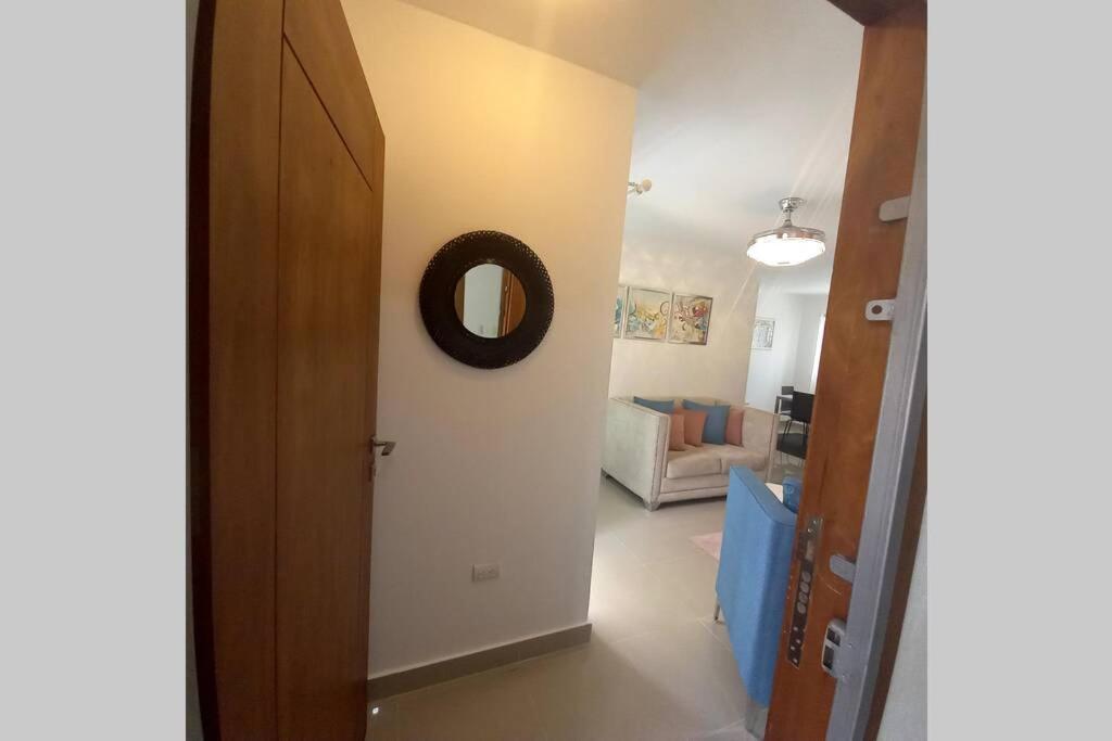 Confortable Apartamento De 3 Tres Habitaciones, Con Hermosa Vista De Area Verde, Ademas De Piscinas Y Juegos Infantiles En Area Recreativa Santiago De Los Caballeros Luaran gambar
